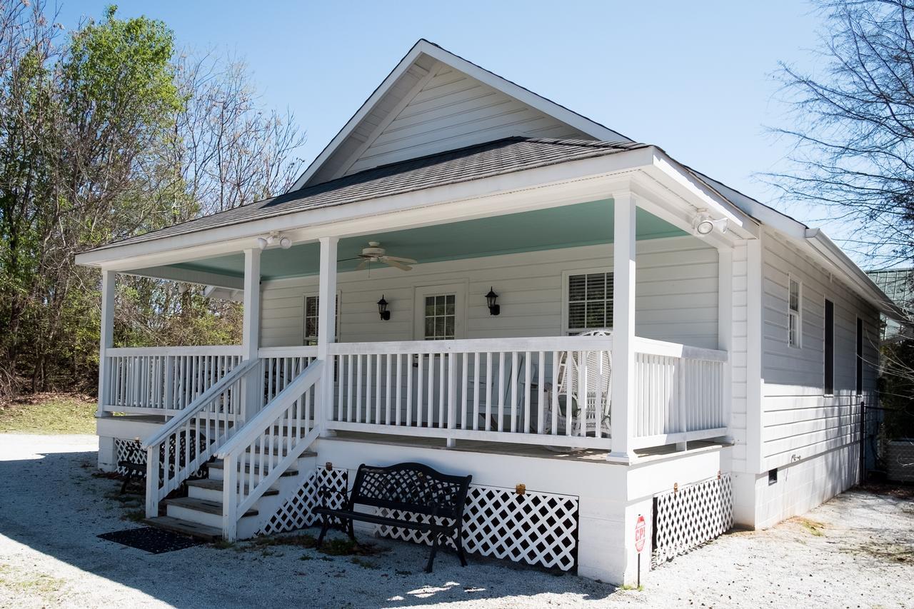 Swamp Rabbit Inn טרוולרס רסט מראה חיצוני תמונה